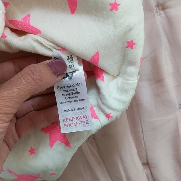 Hat - Picture 2 of 4